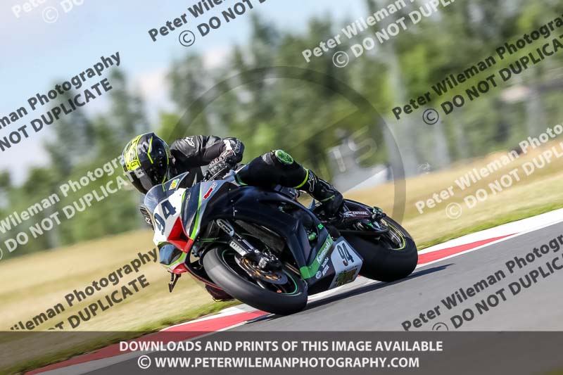 donington no limits trackday;donington park photographs;donington trackday photographs;no limits trackdays;peter wileman photography;trackday digital images;trackday photos